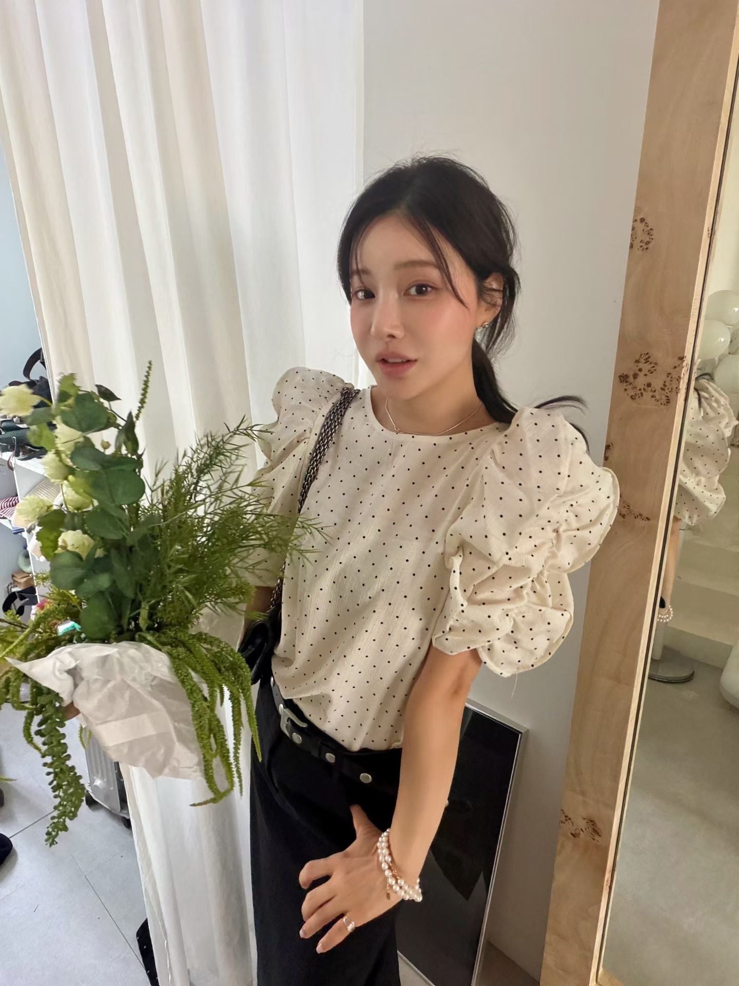 Angel Korea 點點澎袖上衣