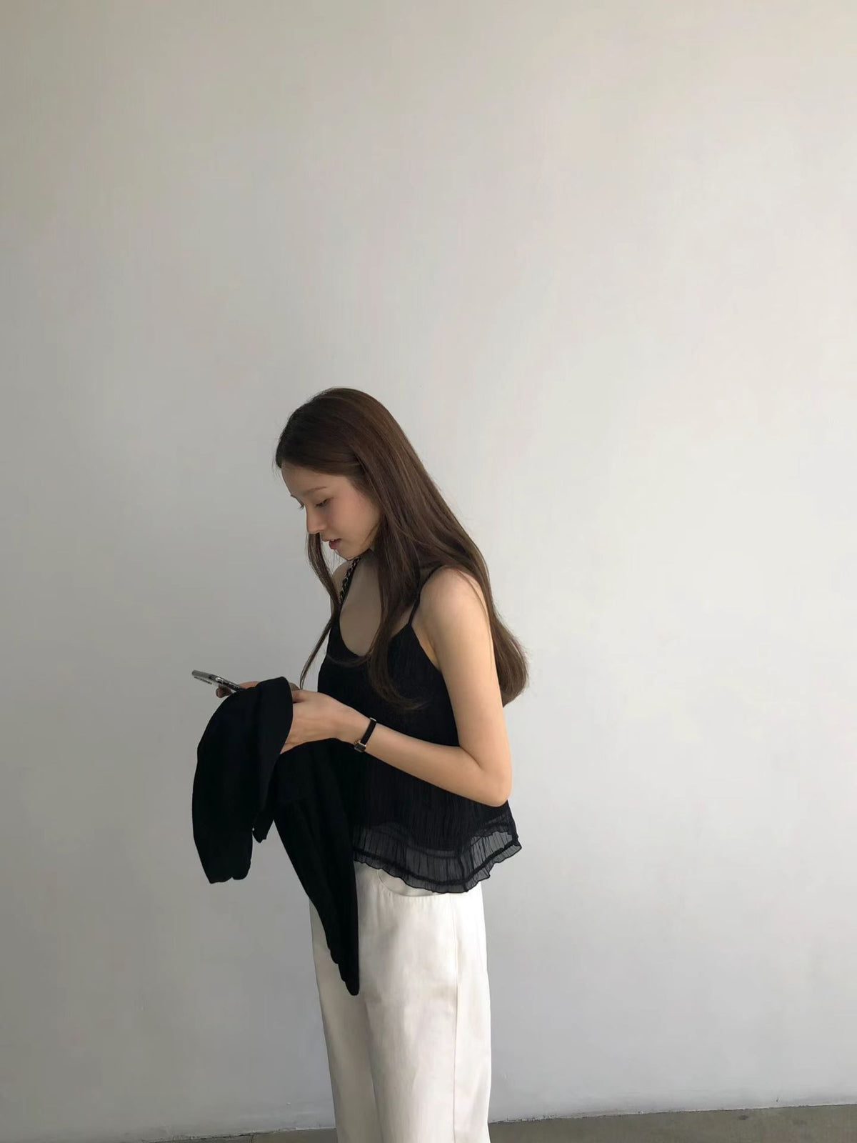 春漂亮細肩帶上衣 現貨