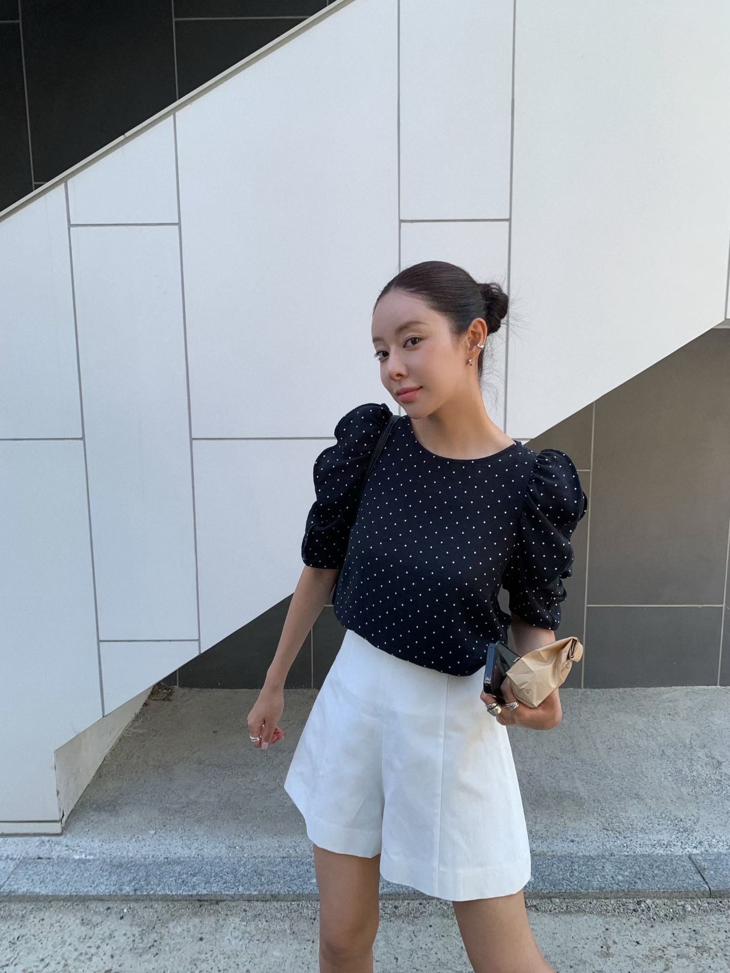 Angel Korea 點點澎袖上衣
