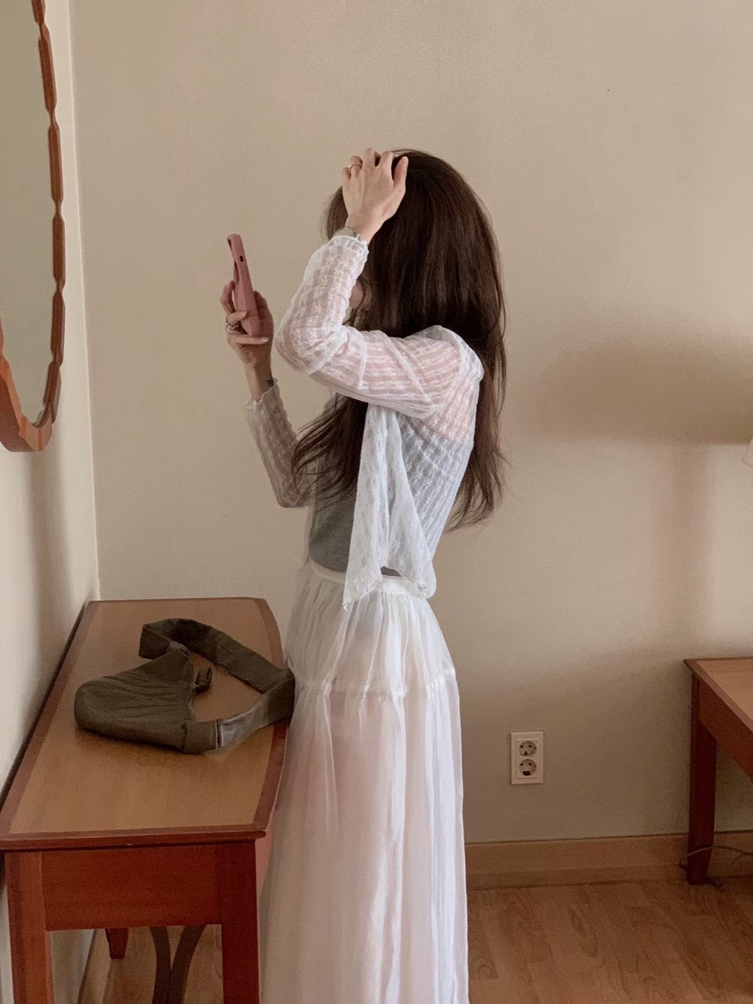 蕾絲質感罩衫