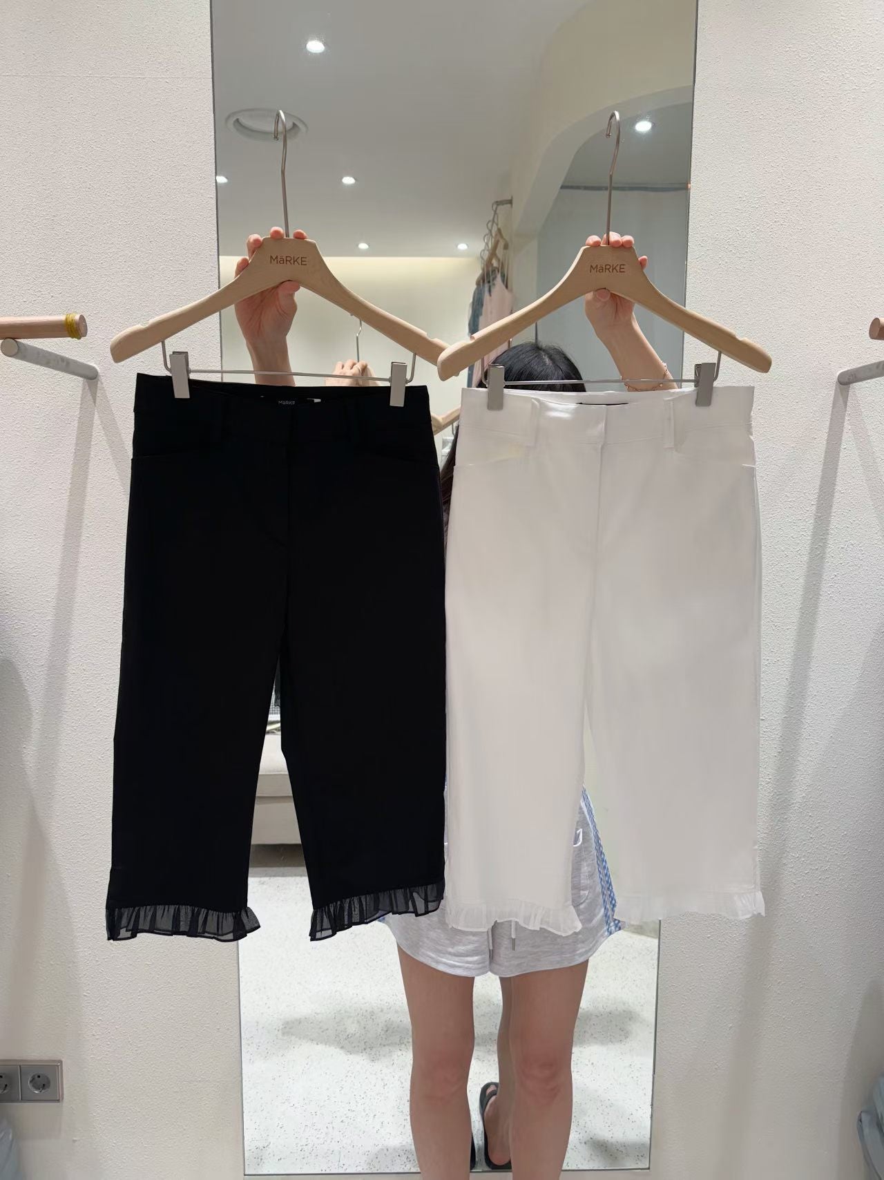 Angel Korea 夏荷葉擺7分褲