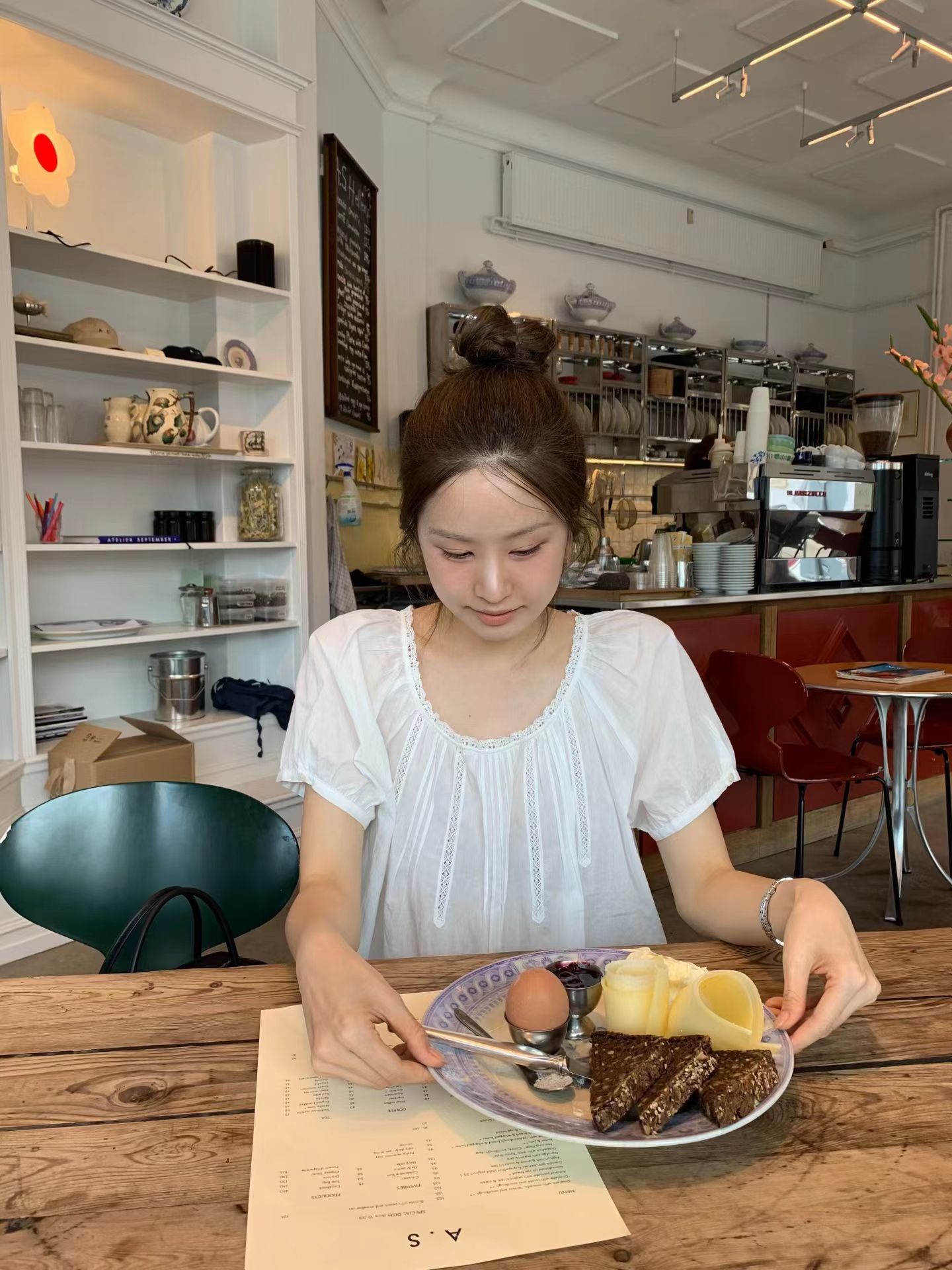 Angel Korea 秋短袖蕾絲上衣O58