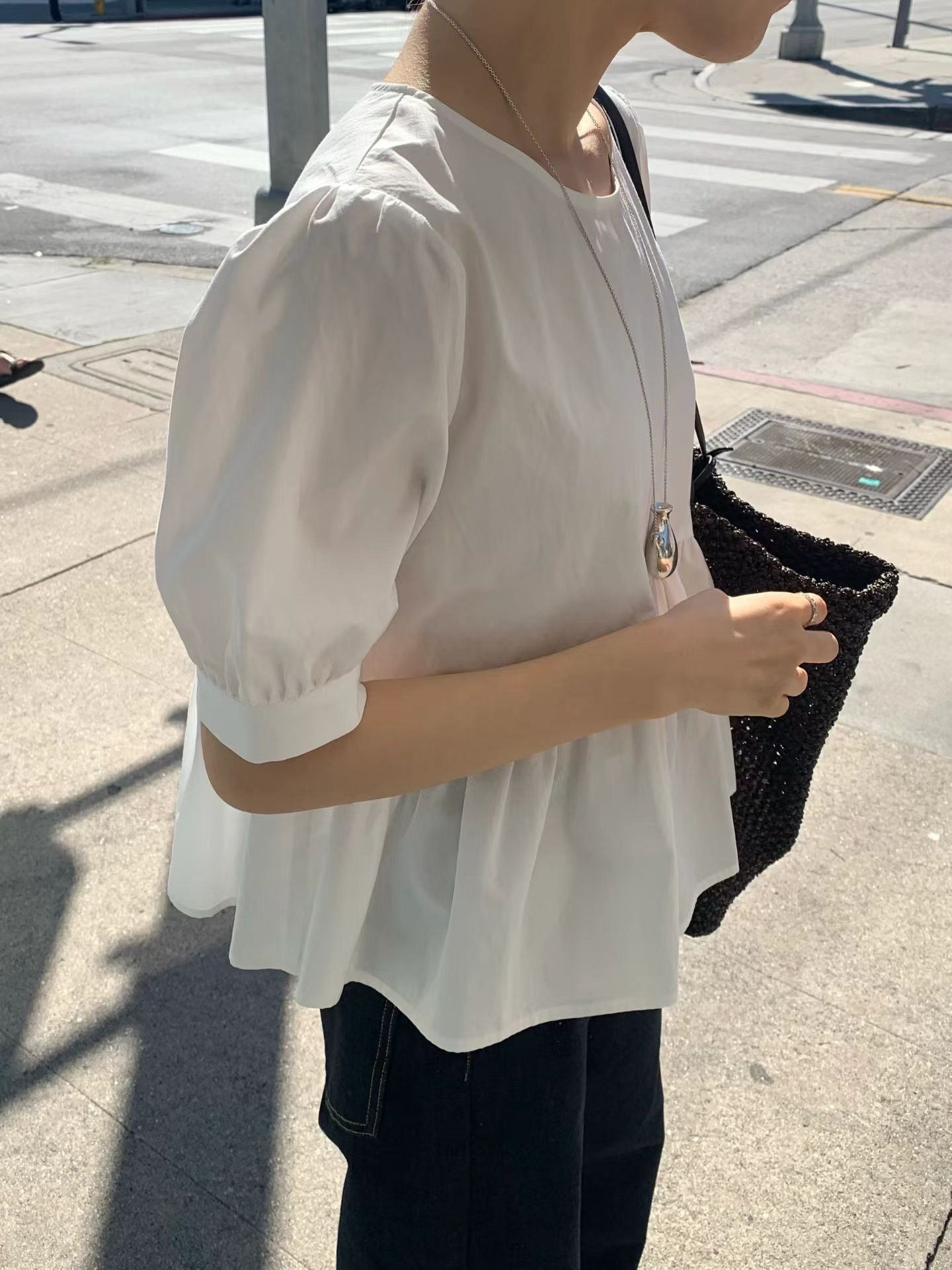 春澎袖排釦上衣
