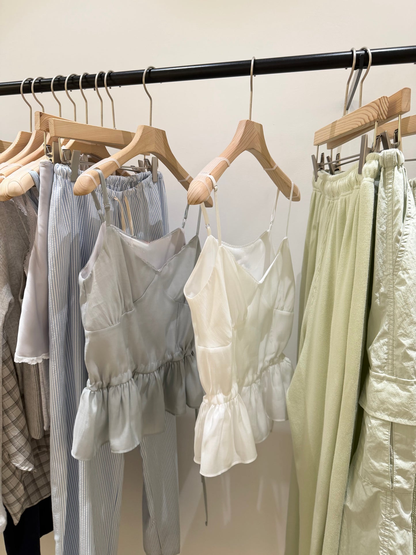 Angel Korea 夏漂亮天絲細肩帶