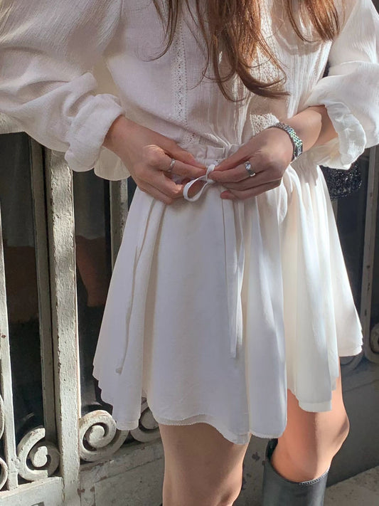 春綁帶花邊小裙子